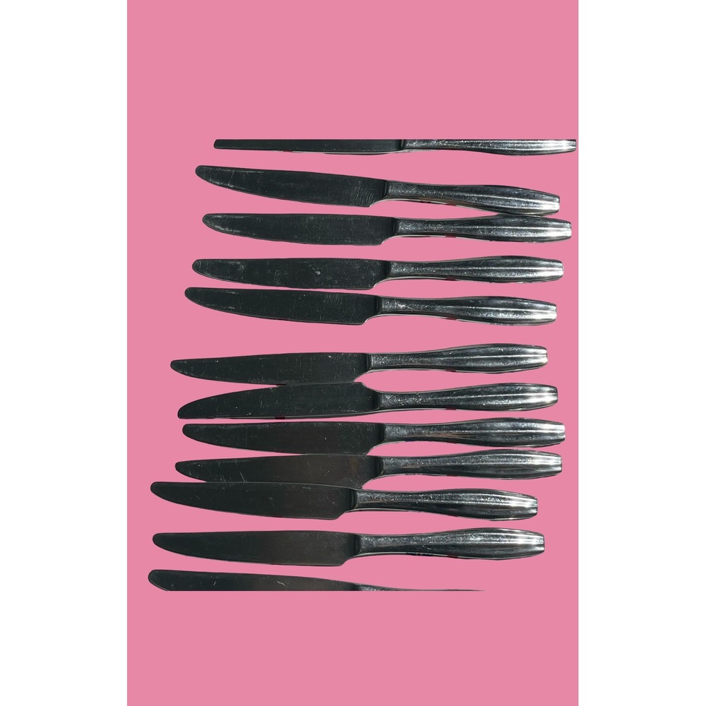 Mikasa Steak Knives Lot of 12 Stainless Steel Serrated Dinner Knives Flatware - Picture 2 of 11